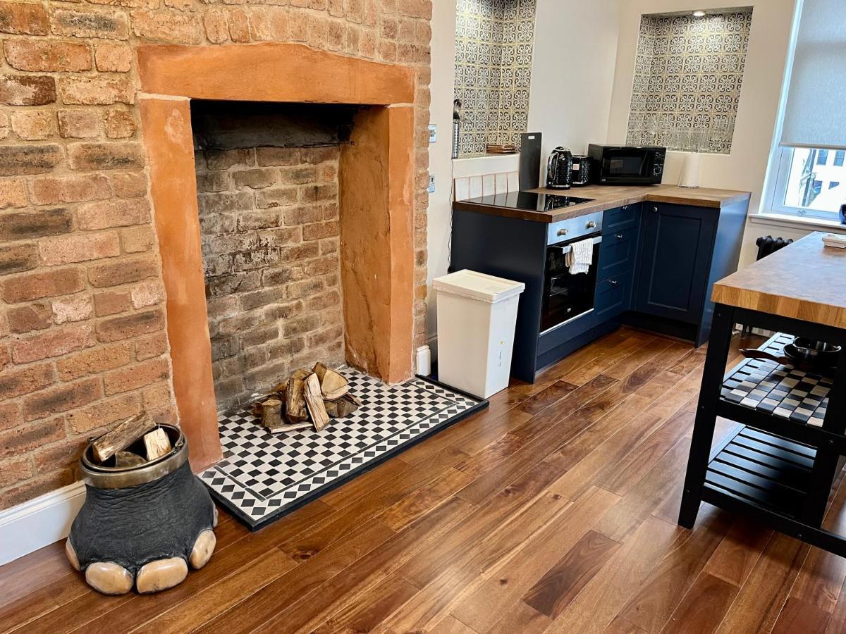 The Bards Loft, Large Studio Apartment Эр Экстерьер фото